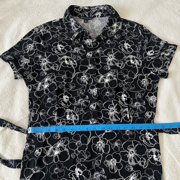 Brooks Brothers floral wrap dress - Picture 7 of 12